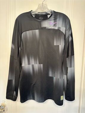 Nike Black Pro Hyperwarm Fitted Top medium